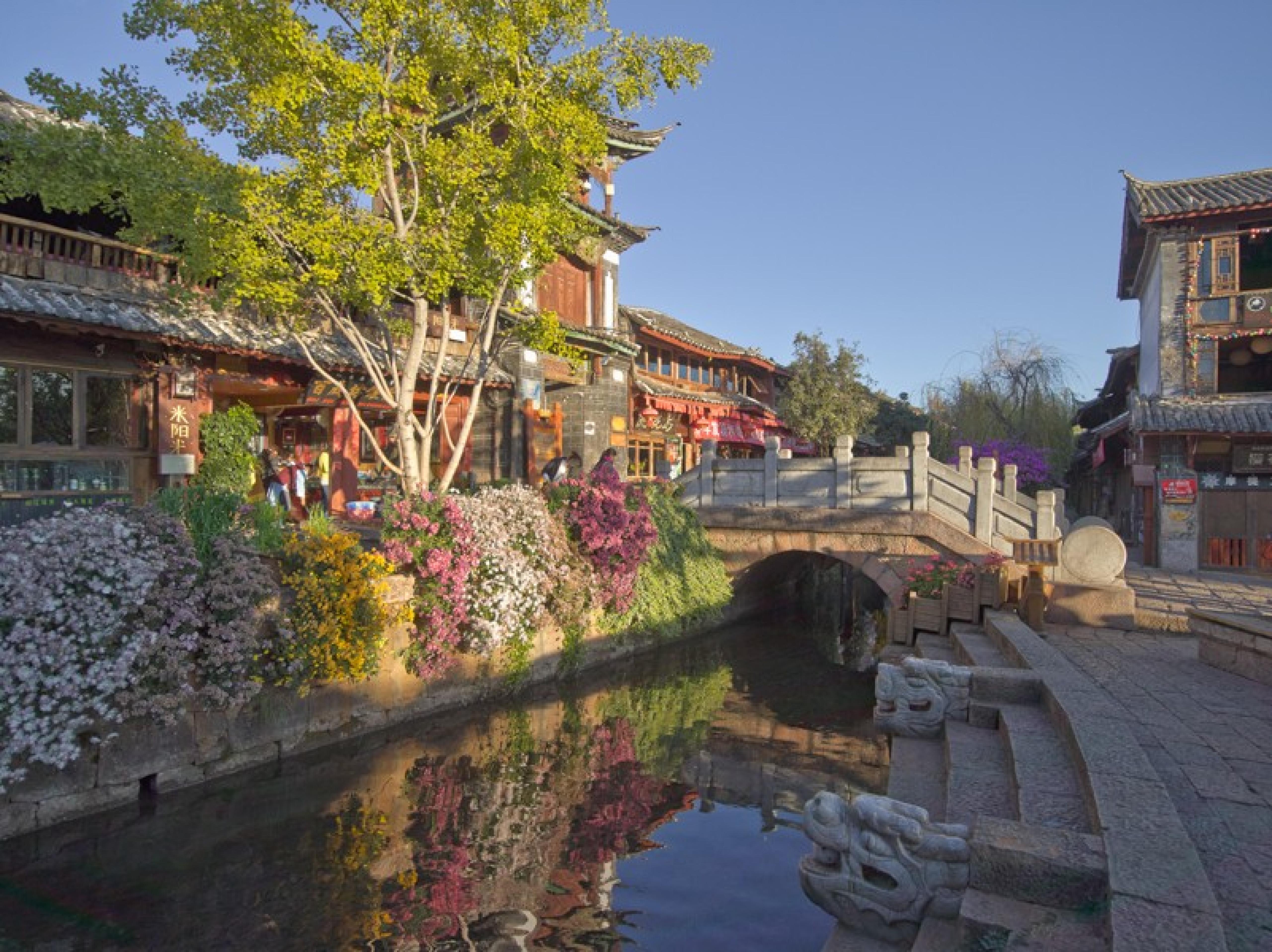 Amandayan Hotell Lijiang  Exteriör bild
