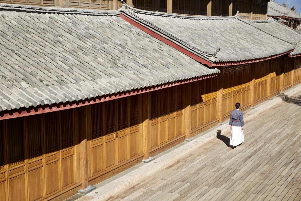 Amandayan Hotell Lijiang  Exteriör bild