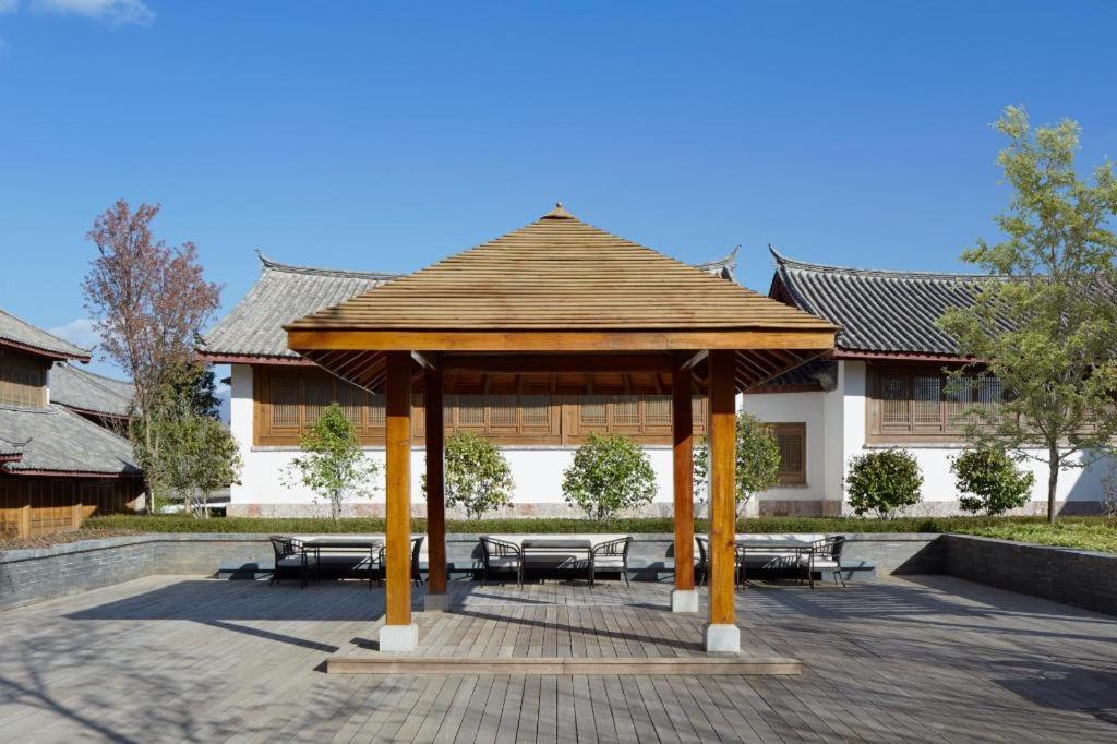 Amandayan Hotell Lijiang  Exteriör bild