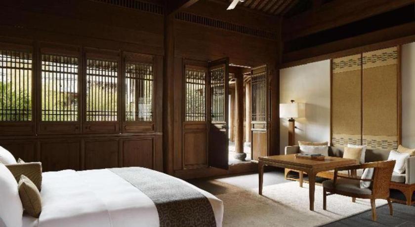 Amandayan Hotell Lijiang  Exteriör bild