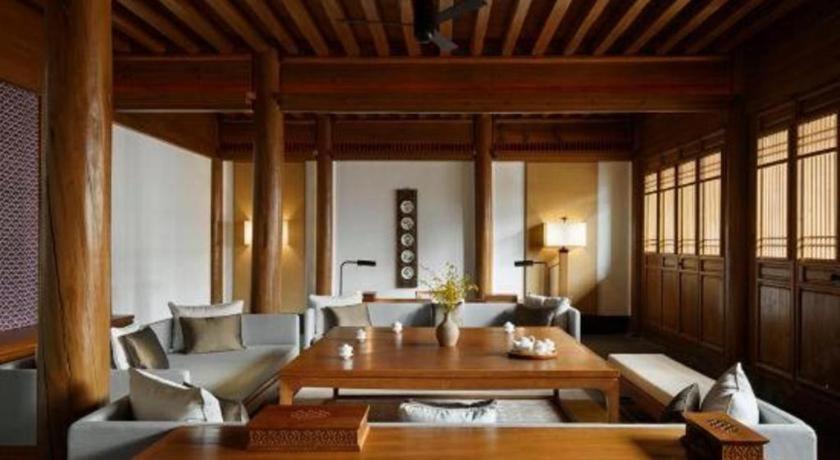 Amandayan Hotell Lijiang  Exteriör bild