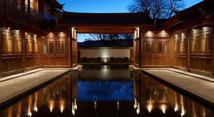 Amandayan Hotell Lijiang  Exteriör bild